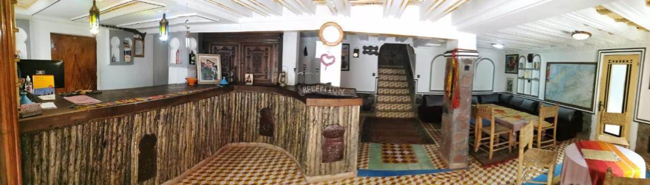 Auberge Des Peupliers Cafe Restaurant Akhendachou n'Ait Ouffi المظهر الخارجي الصورة