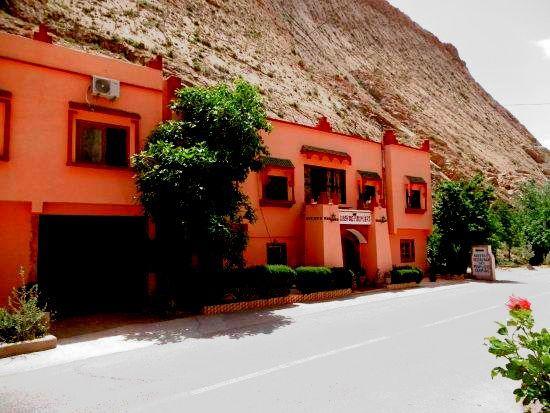 Auberge Des Peupliers Cafe Restaurant Akhendachou n'Ait Ouffi المظهر الخارجي الصورة