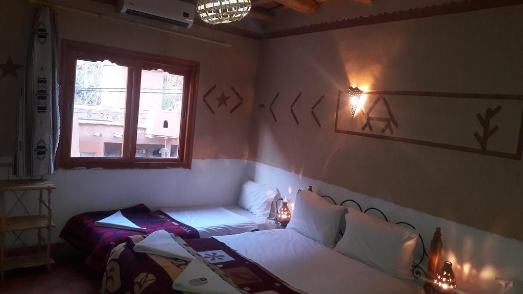 Auberge Des Peupliers Cafe Restaurant Akhendachou n'Ait Ouffi المظهر الخارجي الصورة