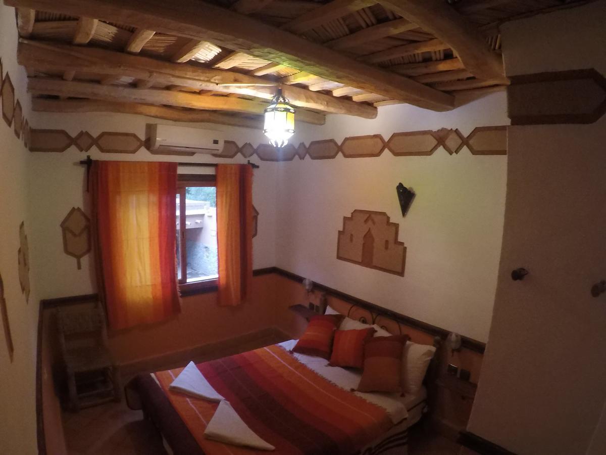 Auberge Des Peupliers Cafe Restaurant Akhendachou n'Ait Ouffi المظهر الخارجي الصورة