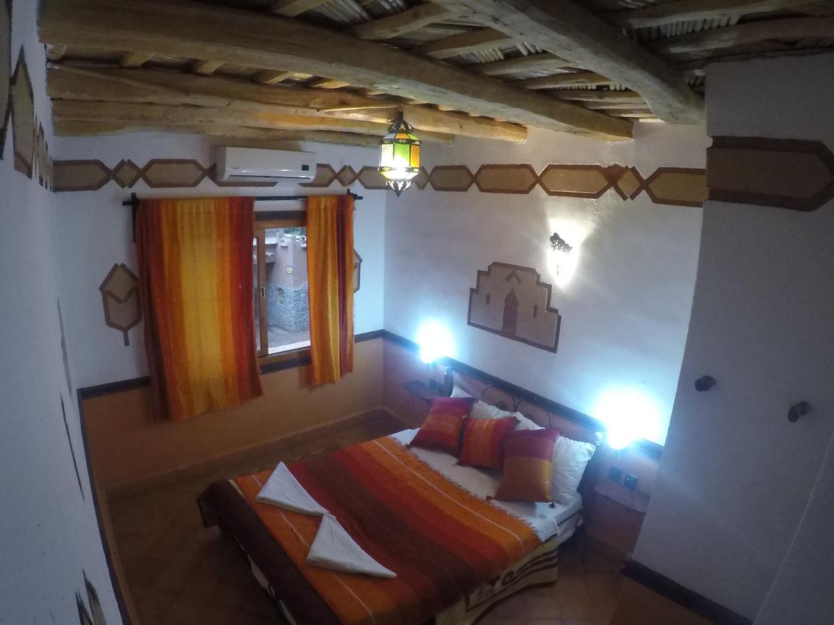 Auberge Des Peupliers Cafe Restaurant Akhendachou n'Ait Ouffi المظهر الخارجي الصورة