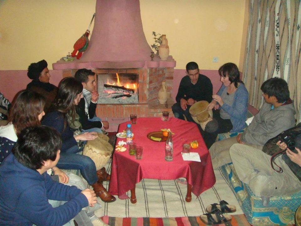 Auberge Des Peupliers Cafe Restaurant Akhendachou n'Ait Ouffi المظهر الخارجي الصورة